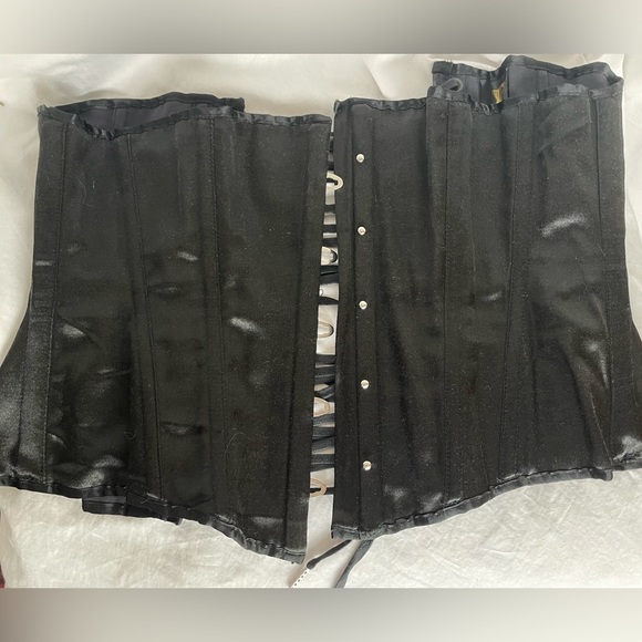 Black Satin Corset - Picture 9 of 10